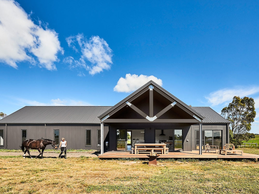 Lifestyle Acreage Property in Geelong.